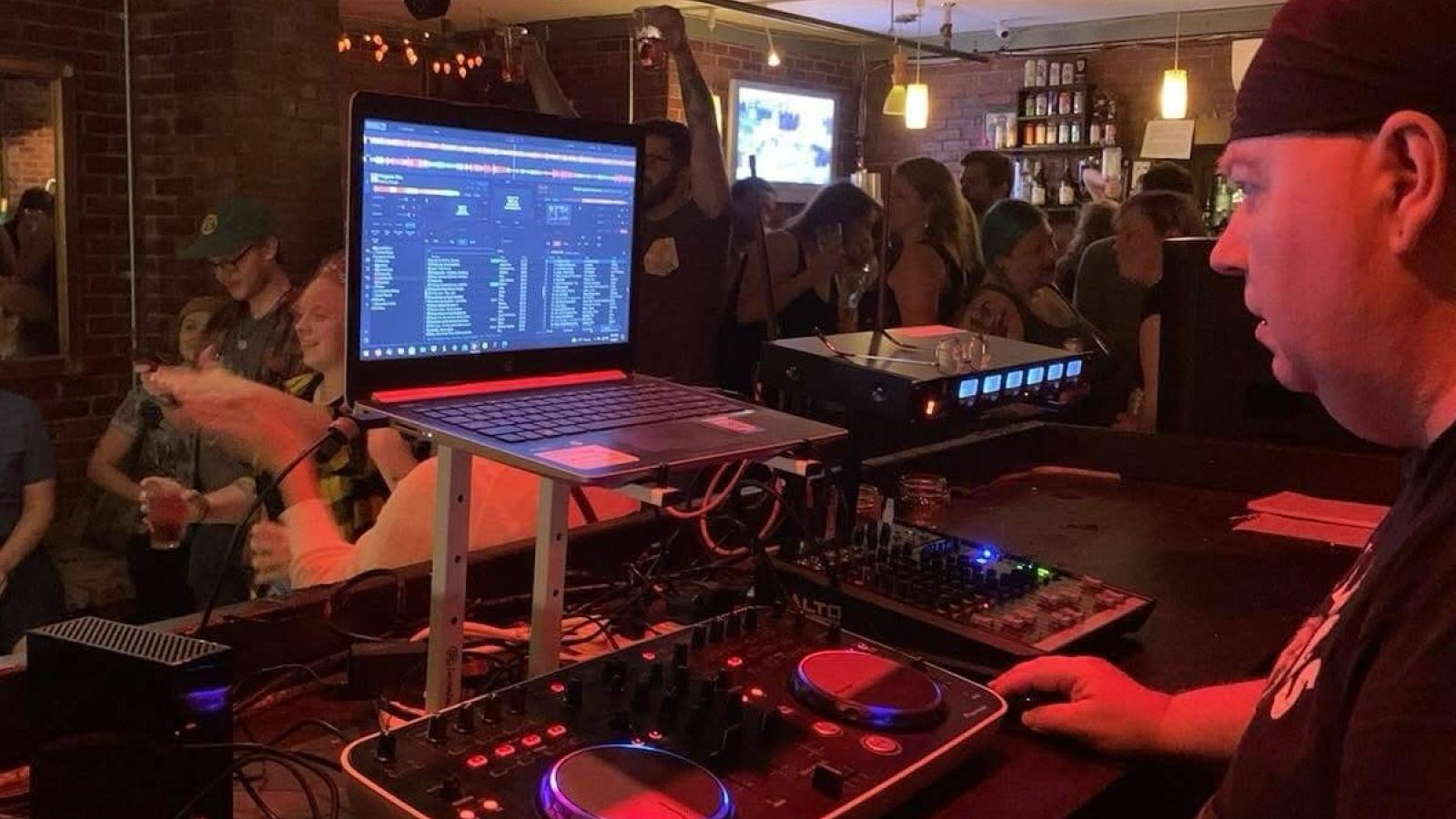 Busy karaoke at flask lounge in portland maine with DJ Cougar.